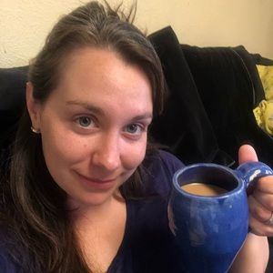 Meet your Posher, Carolyn